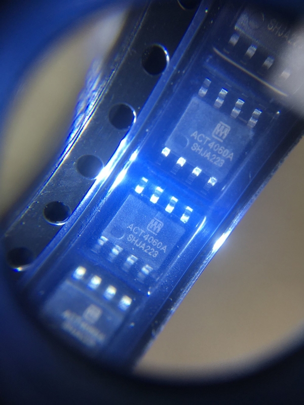 ACT4060ASH   Nagelneue Vorlage ICs Chip der integrierten Schaltung SOP-8   unbenutzt