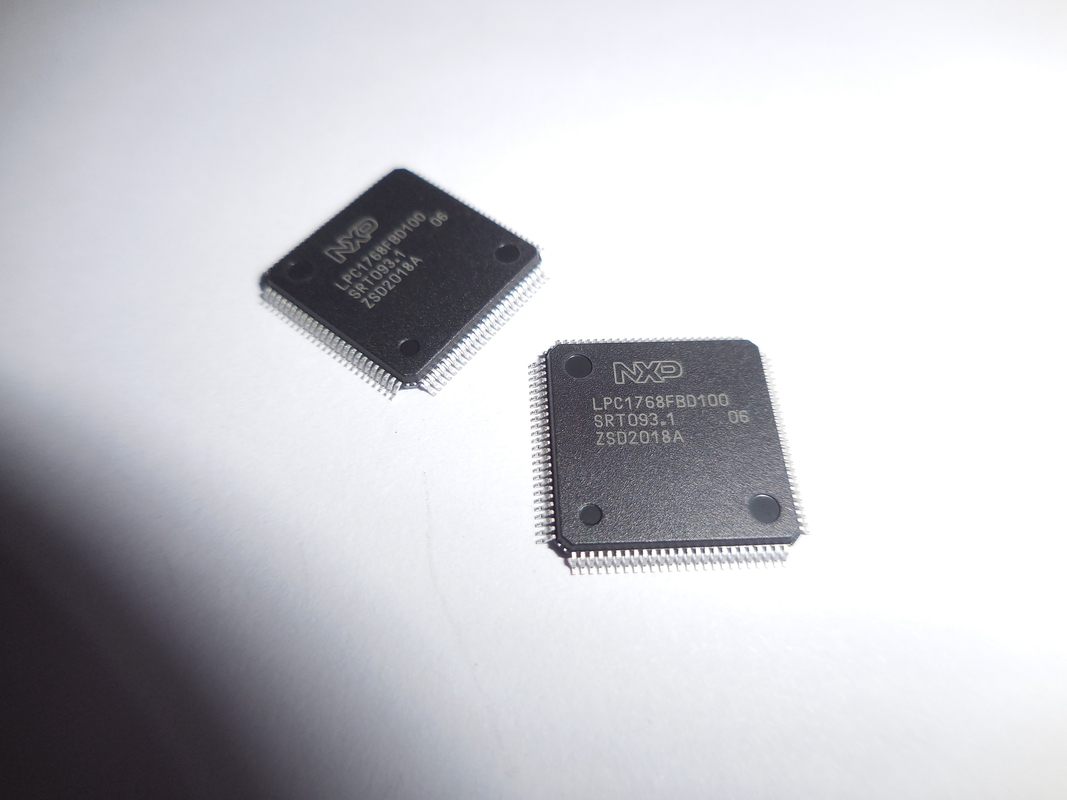 LPC1768FBD100   IC-Mikroregler-nagelneue Vorlage Chip der integrierten Schaltung QFP100 unbenutzt