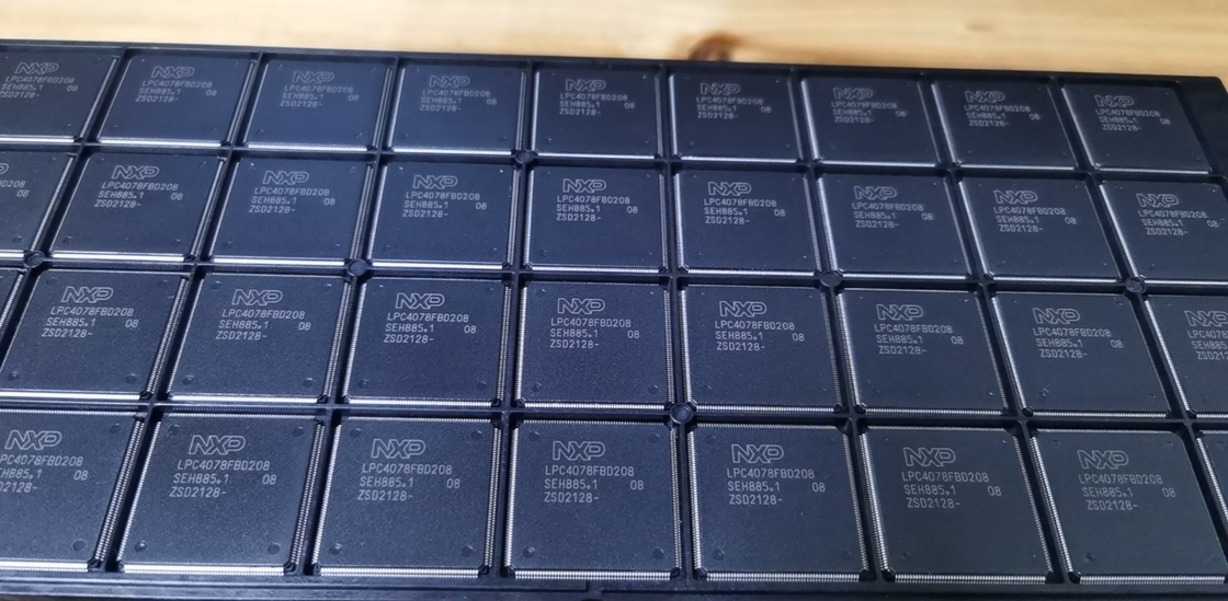 LPC4078FBD208   QFP208   IC-Mikroregler-nagelneue Vorlage Chip der integrierten Schaltung unbenutzt