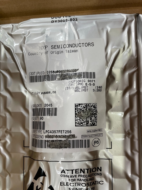 LPC4357FET256    BGA256   IC-Mikroregler-nagelneue Vorlage Chip der integrierten Schaltung unbenutzt