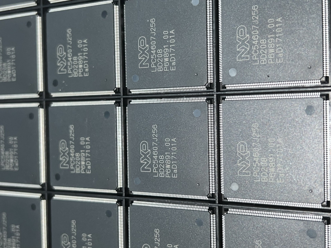 LPC54607J256BD208    LQFP208   IC-Mikroregler-nagelneue Vorlage Chip der integrierten Schaltung unbenutzt