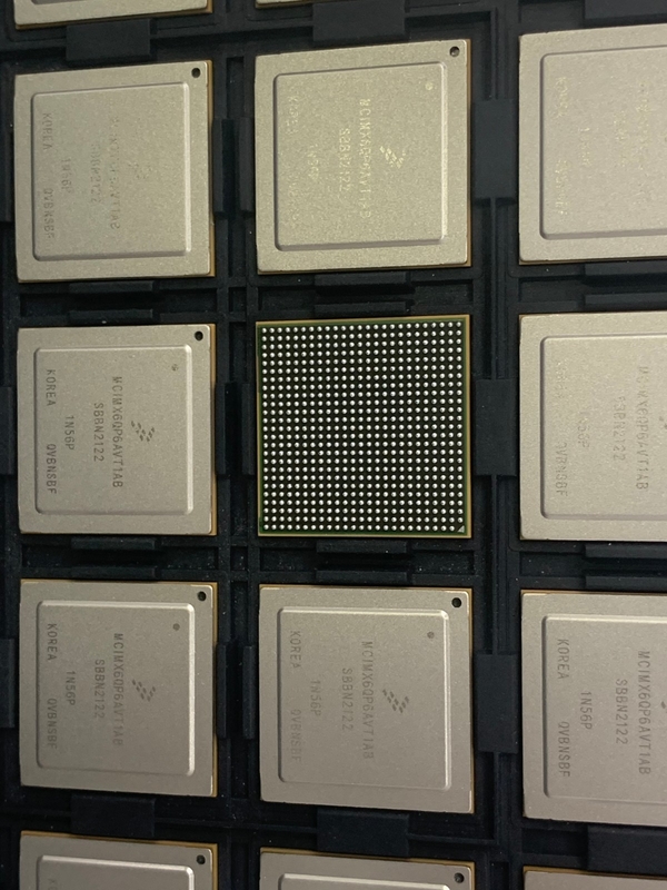 MCIMX6QP6AVT1AB      BGA-624   IC-Mikroregler-nagelneue Vorlage Chip der integrierten Schaltung unbenutzt